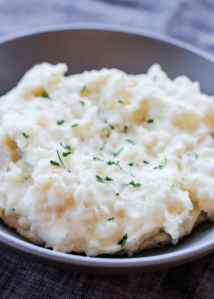 Creamy Garlic Mashed Potatoes - The Culinary Compass