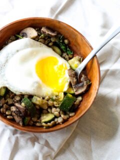 This Breakfast Veggie Bowl is quick, hearty, and so easy to make your own!