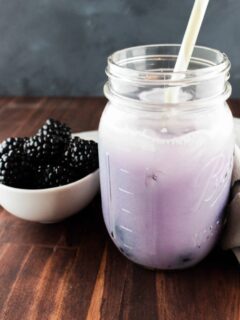 Here's the easiest way to make the Starbucks Purple Drink at home!