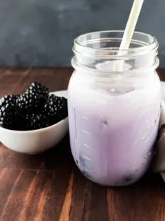 Here's the easiest way to make the Starbucks Purple Drink at home!