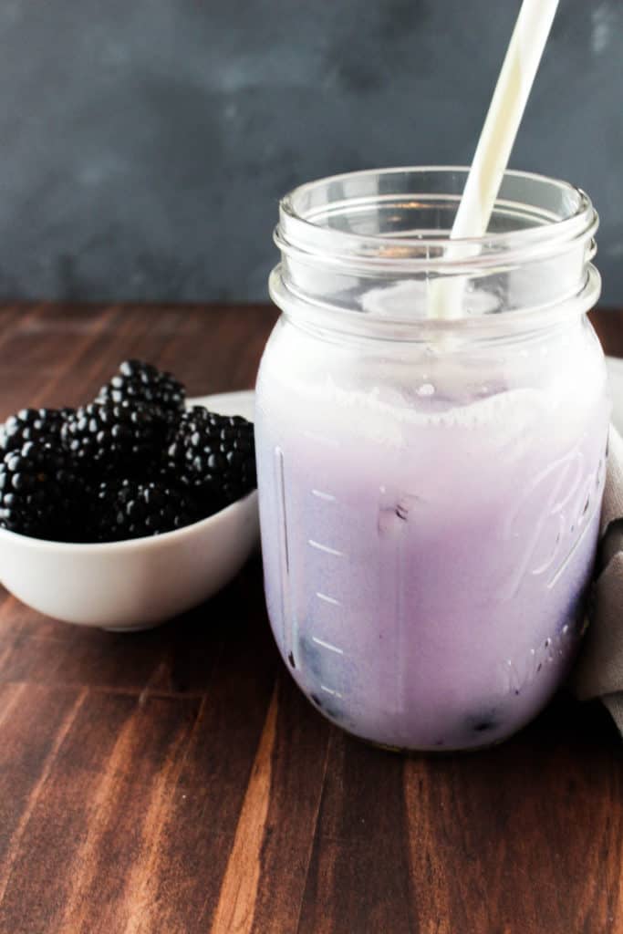 Here's the easiest way to make the Starbucks Copycat Purple Drink at home!