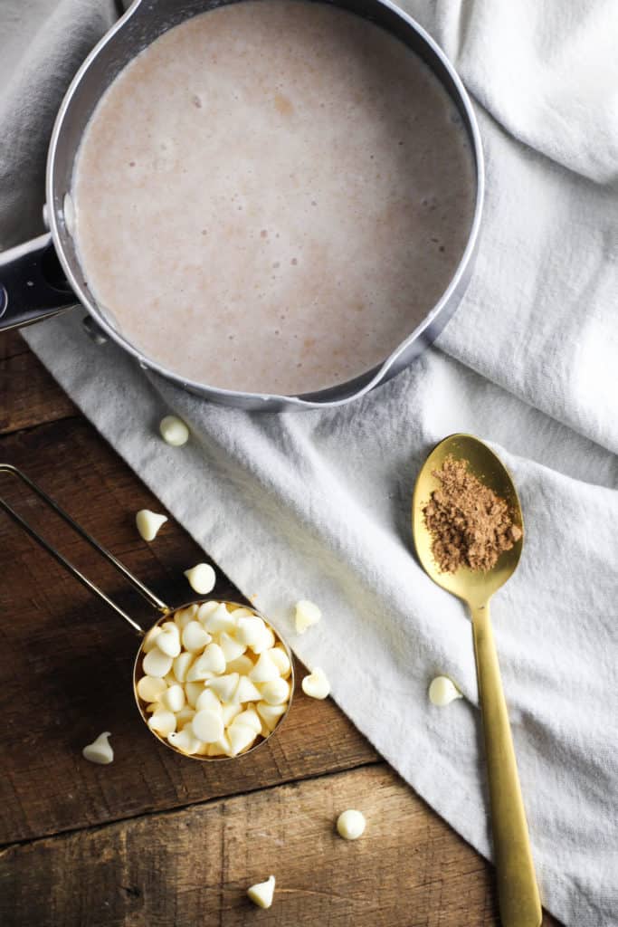 This White Chocolate Pumpkin Martini makes for the perfect dessert drink for your fall holiday gatherings!