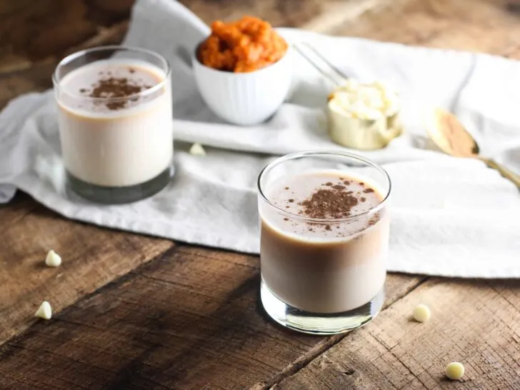 This White Chocolate Pumpkin Martini makes for the perfect dessert drink for your fall holiday gatherings!