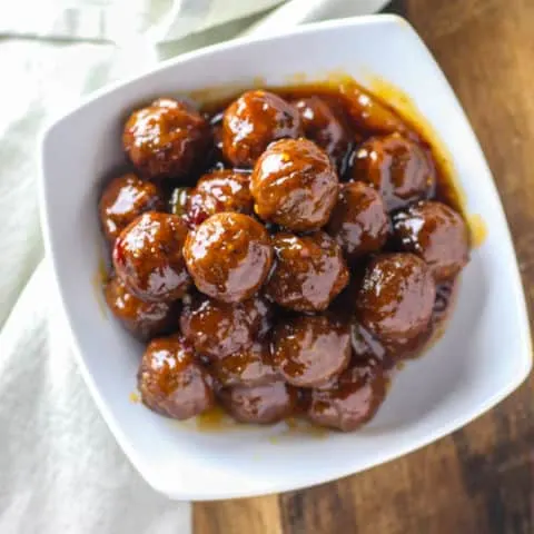 These Chipotle Peach Meatballs have the perfect kick for any occasion and are so easy to make!