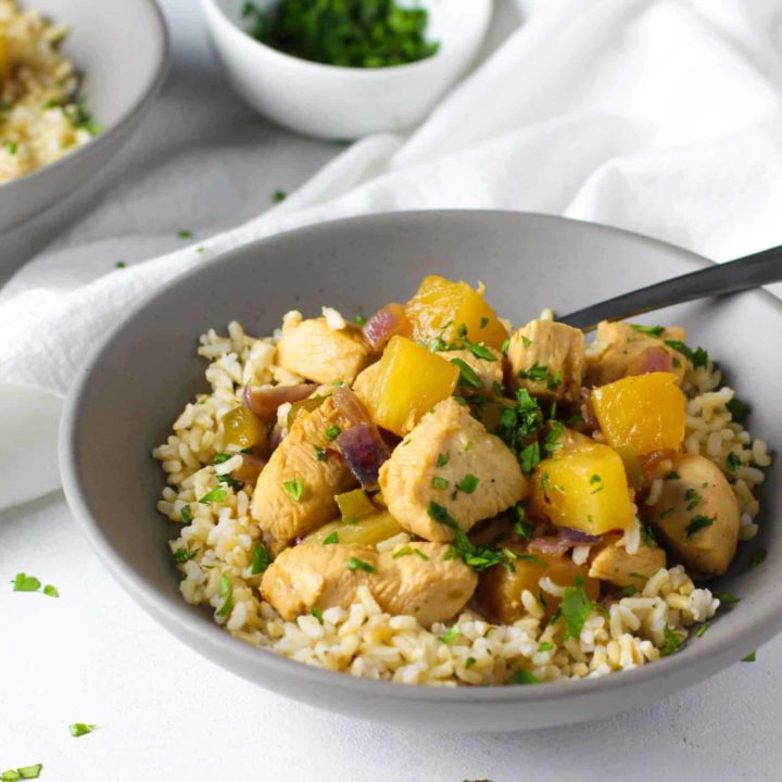 These Pineapple Chicken Meal Prep Bowls are flavorful and perfect to prep for the week!