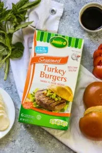 These Caprese Turkey Burgers are the perfect light and flavorful burger for the summer!