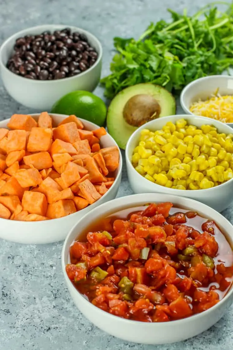 This Rainbow Ground Turkey Skillet is so easy to make and versatile!