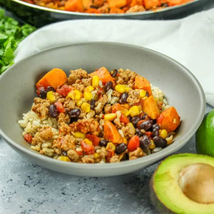 This Rainbow Ground Turkey Skillet is so easy to make and versatile!