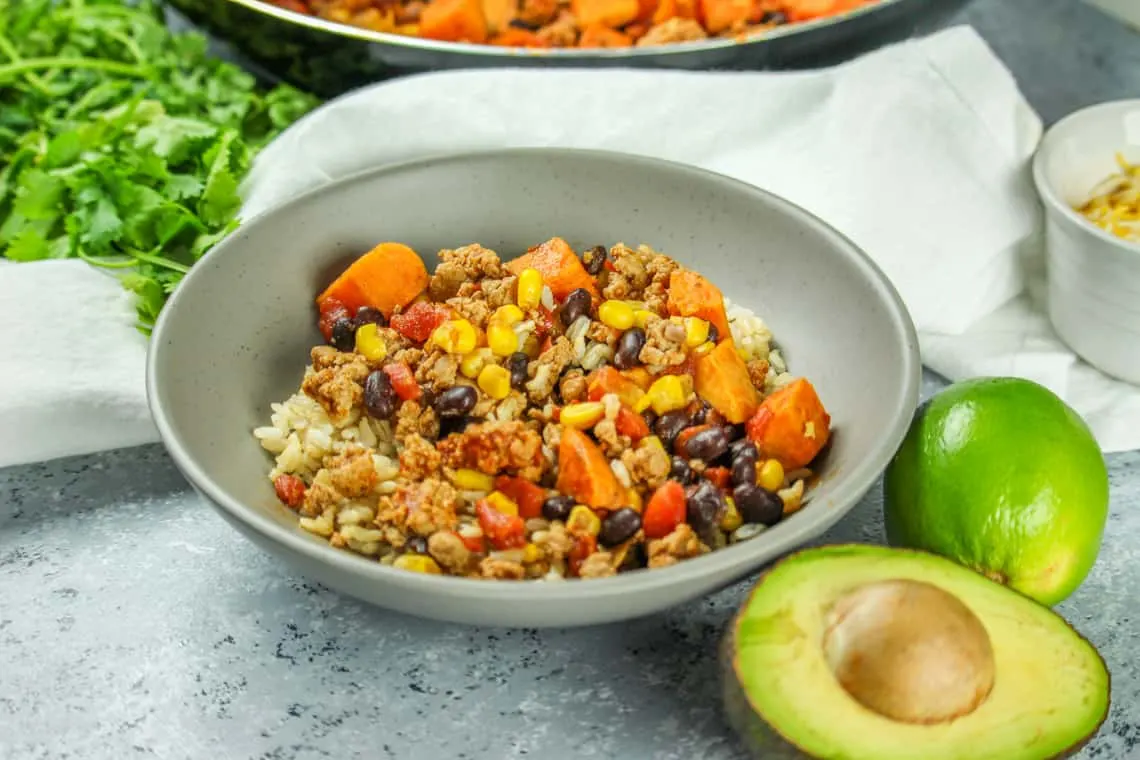 This Rainbow Ground Turkey Skillet is so easy to make and versatile!