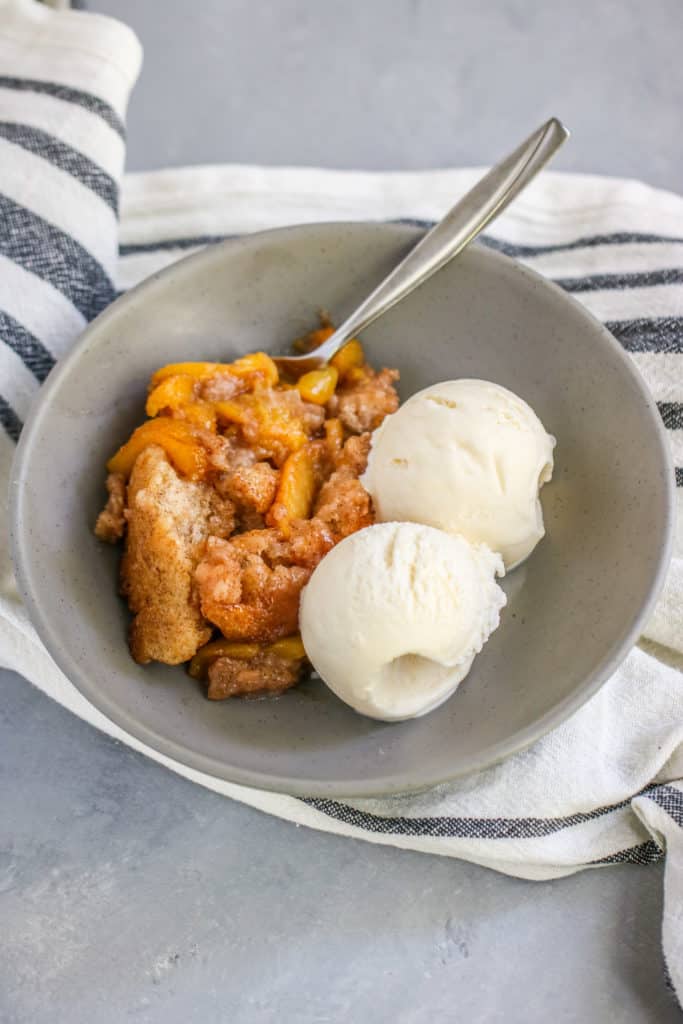 If you’re looking for a recipe for an easy peach cobbler with fresh peaches, look no further! This easy peach cobbler recipe is one that my family has been making forever.