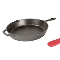 Lodge Pre-Seasoned Cast Iron Skillet with Assist Handle Holder, 12", Red Silicone